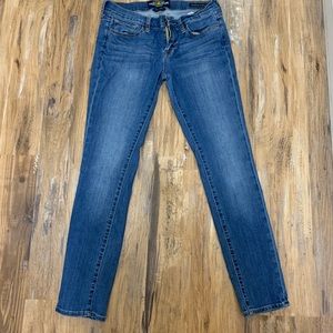 Lucky Jeans